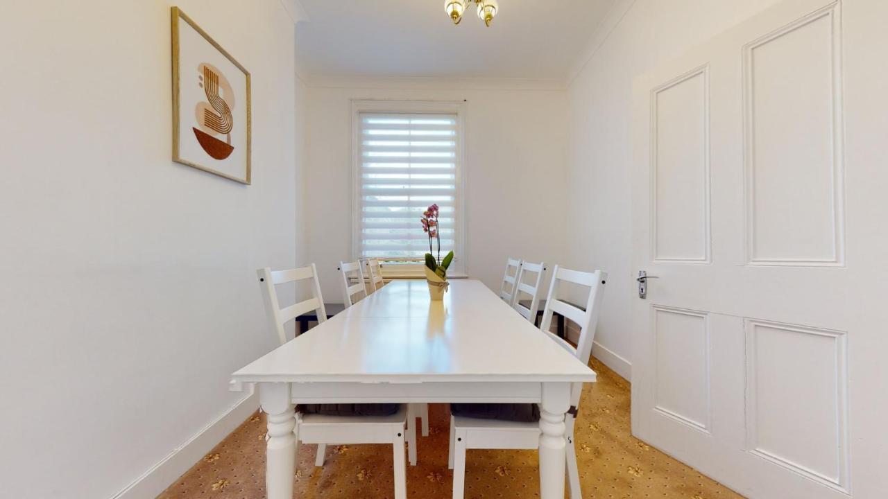 Cheerful 4 Bedroom Victorian House With Back Courtyard Londres Extérieur photo