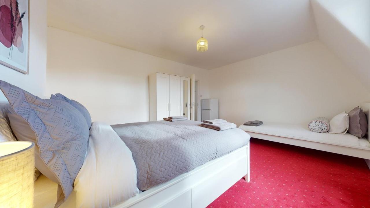 Cheerful 4 Bedroom Victorian House With Back Courtyard Londres Extérieur photo